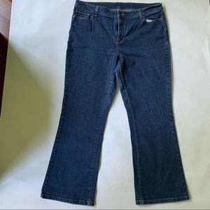 L.l. Bean favorite fit jeans 18 regular